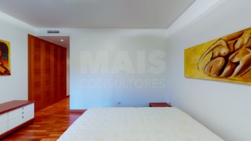 Apartamento 2 Quartos em Sacavém e Prior Velho