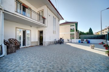 Apartment 3 Bedrooms in Cascais e Estoril