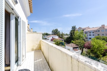 Apartment 3 Bedrooms in Cascais e Estoril