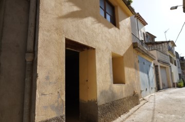 Quintas e casas rústicas em Rañín