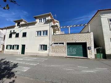 Maison 5 Chambres à Castanheira de Pêra e Coentral