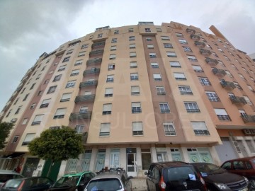 Apartamento 2 Quartos em Rio de Mouro