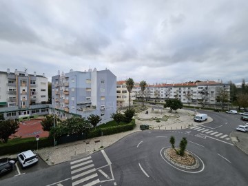 Piso 3 Habitaciones en Alfragide