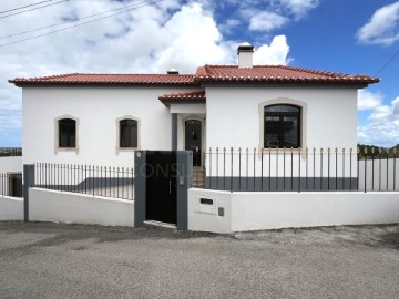 House 6 Bedrooms in Lourinhã e Atalaia