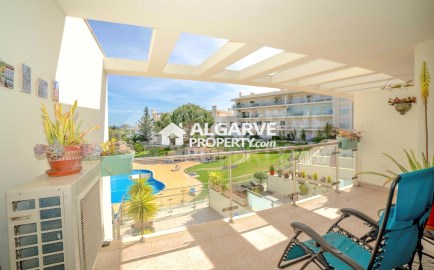 Maison 5 Chambres à Albufeira e Olhos de Água