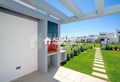 House 2 Bedrooms in Quarteira