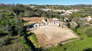 Terreno em Quarteira