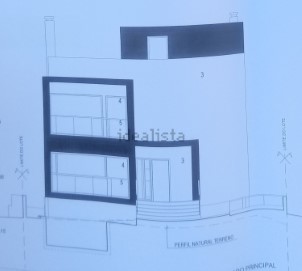 House 3 Bedrooms in Pontinha e Famões