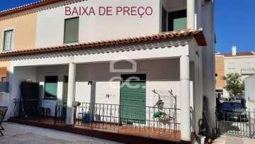 House 5 Bedrooms in Beja (Salvador e Santa Maria da Feira)