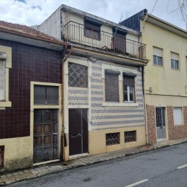 House 3 Bedrooms in Gondomar (São Cosme), Valbom e Jovim