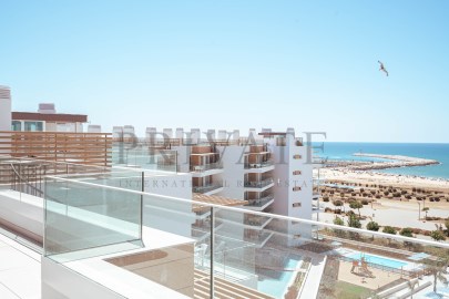 Penthouse 2 Bedrooms in Quarteira