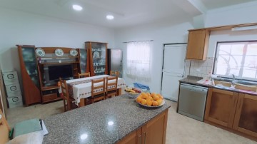 House 3 Bedrooms in Aljustrel e Rio de Moinhos