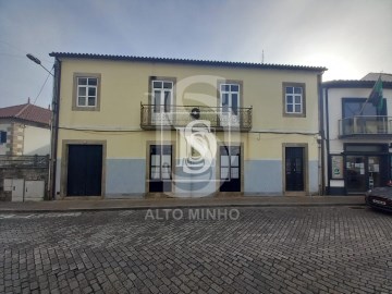 House 8 Bedrooms in Vila Praia de Âncora