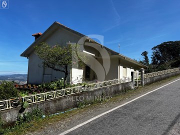 Maison 5 Chambres à Roriz