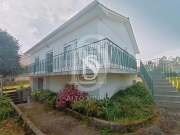 House 3 Bedrooms in Geraz do Lima (S.Maria, S.Leocádia, Moreira), Deão