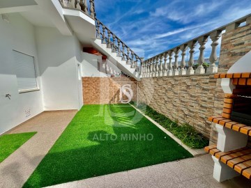 Apartment 2 Bedrooms in Santa Maria Maior e Monserrate e Meadela