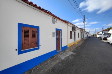 House 2 Bedrooms in Figueira dos Cavaleiros