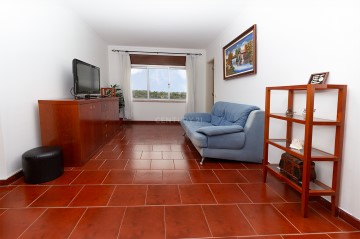 Apartment 4 Bedrooms in Agualva e Mira-Sintra