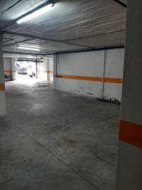 Garagem em Queluz e Belas