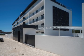 Apartamento 3 Quartos em Agualva e Mira-Sintra