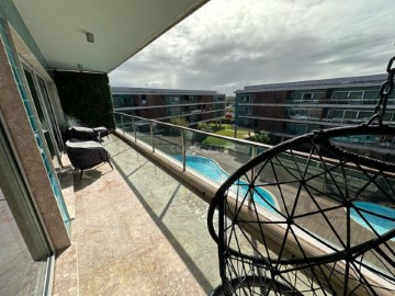 Apartment 4 Bedrooms in Sacavém e Prior Velho