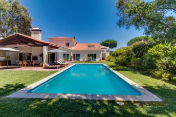 House 5 Bedrooms in Quinta do Conde