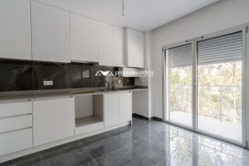 Apartment 3 Bedrooms in Leiria, Pousos, Barreira e Cortes