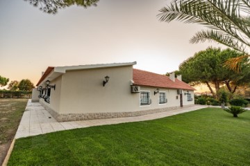 Quinta de Charme C/ Picadeiro, Estábulo e Piscina 