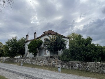 House 7 Bedrooms in Viseu