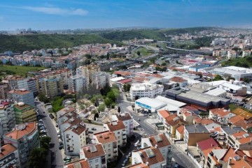 Piso 2 Habitaciones en Póvoa de Santo Adrião e Olival Basto