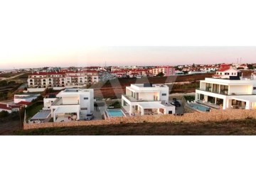 House 12 Bedrooms in Ericeira