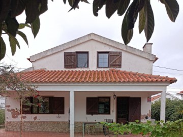 Maison 4 Chambres à Quinta do Anjo