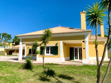 Country homes 6 Bedrooms in Serra e Junceira