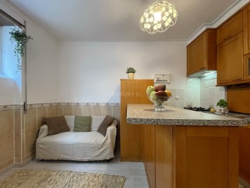Apartment 1 Bedroom in Corroios