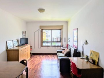 Apartment 2 Bedrooms in Custóias, Leça do Balio e Guifões