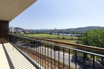 Apartment 2 Bedrooms in Sé Nova, Santa Cruz, Almedina e São Bartolomeu