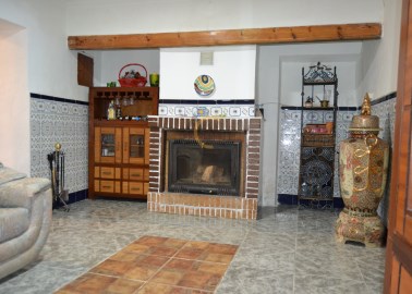 House 4 Bedrooms in La Solana