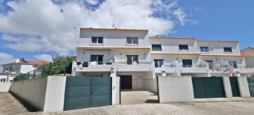 House 3 Bedrooms in Vimeiro