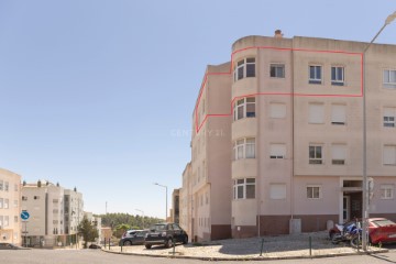 Apartamento 2 Quartos em Vialonga