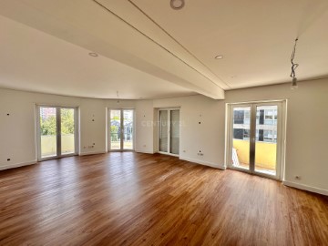 Apartamento 4 Quartos em Avenidas Novas