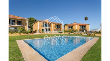 House 4 Bedrooms in Cascais e Estoril