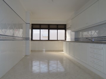 Piso 3 Habitaciones en Cidade de Santarém