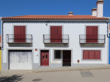 Immeuble à Santa Maria do Castelo e Santiago e Santa Susana