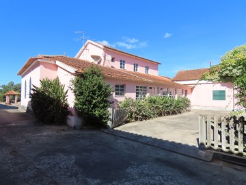 Country homes in Soure