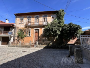 Maison 6 Chambres à São João de Lourosa