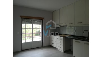 Apartment 4 Bedrooms in Idanha-a-Nova e Alcafozes