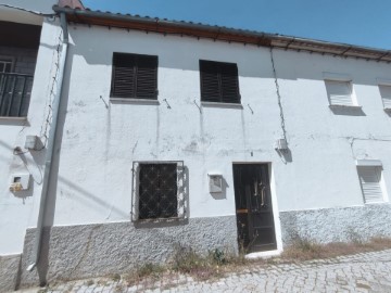 House 3 Bedrooms in Ninho do Açor e Sobral do Campo