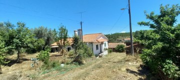 Quintas e casas rústicas em Santo André das Tojeiras