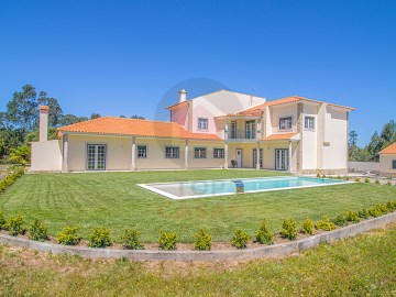 villa near Caldas da Rainha