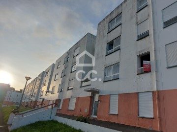 Piso 3 Habitaciones en Ponta Delgada (São José)